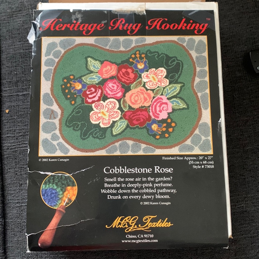 Heritage Rug Hooking Kit-Cobblestone Rose- 20” x 27”-Style #73018-Rug Hooking